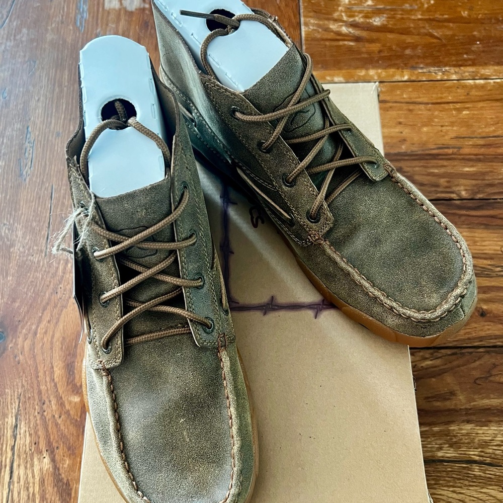 Twisted X Brown Chukka Boots Suede Crepe Sole